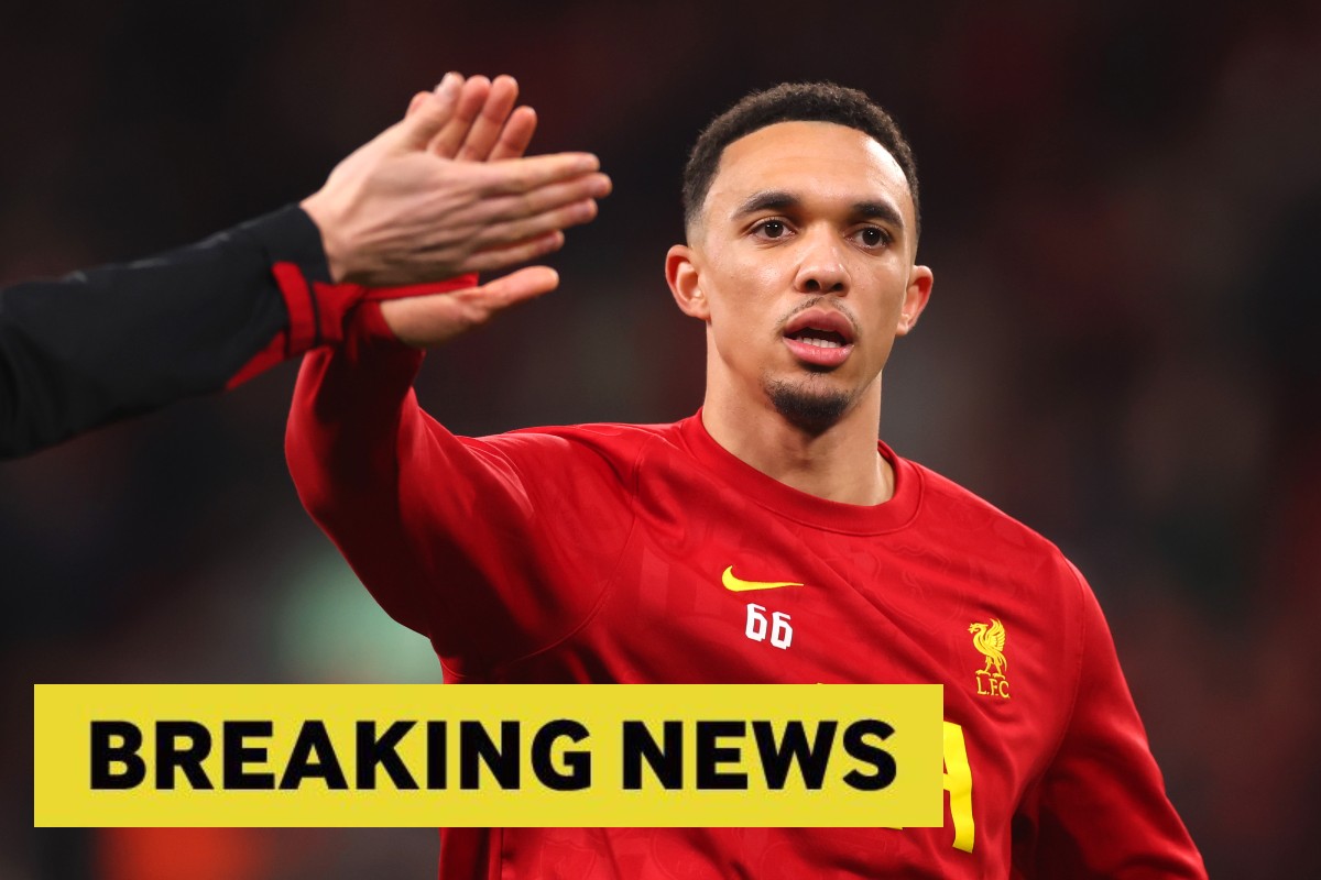 Trent Alexander-Arnold warming up for Liverpool