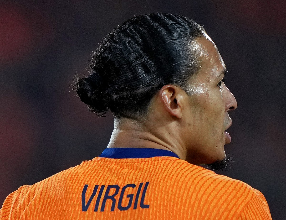 Virgil van Dijk in action for the Netherlands