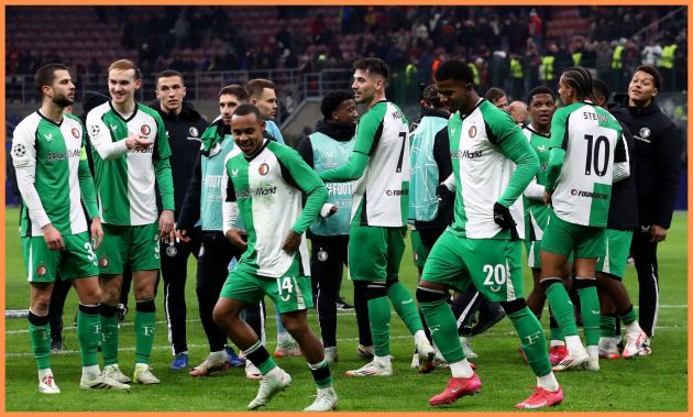 Igor Paixao celebrates with his Feyenoord teammates