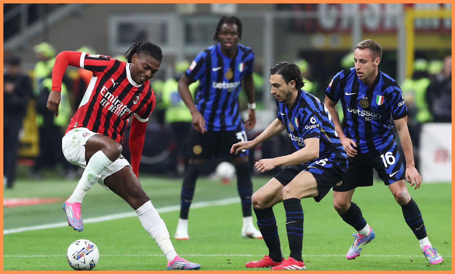 Rafael Leao in action in the Milan Derby