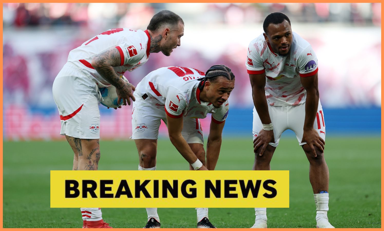 Xavi Simons with his RB Leipzig teammates