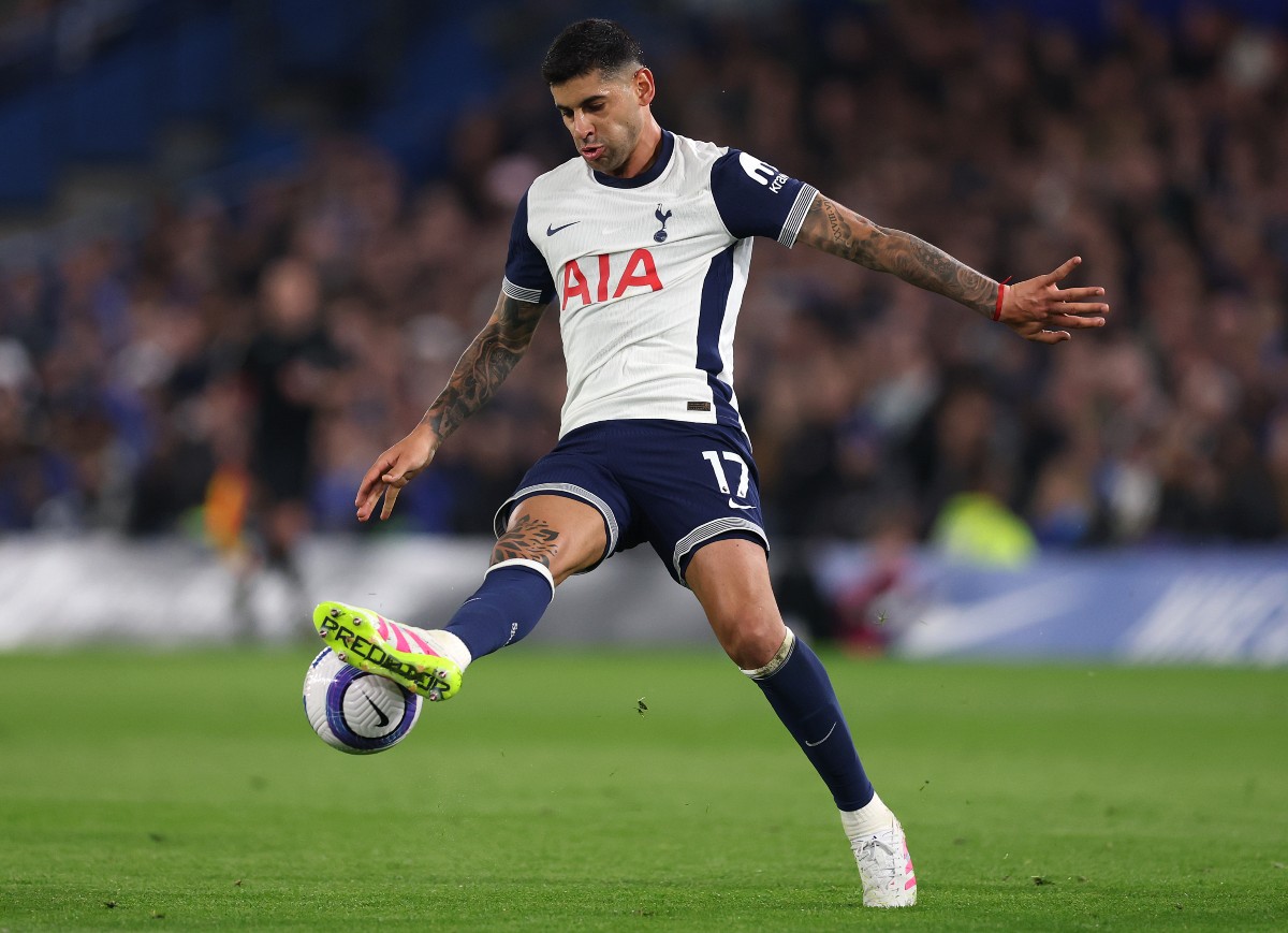 Cristian Romero in action for Tottenham