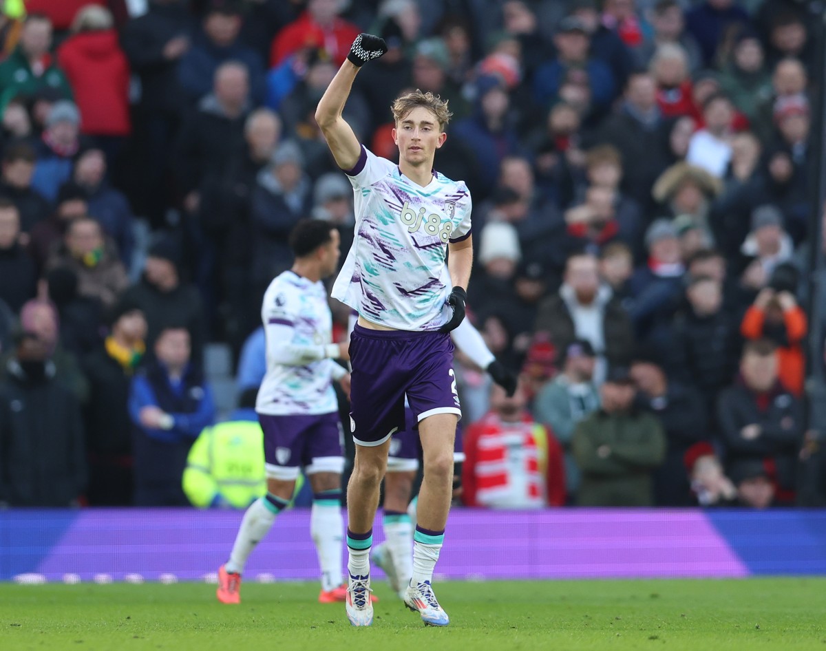 Dean Huijsen celebrates a goal for Bournemouth against Man United