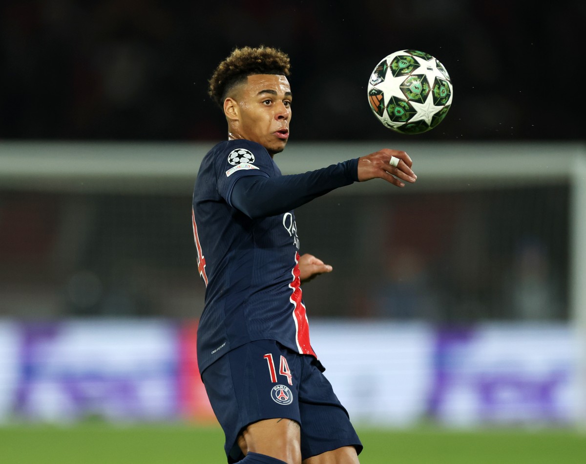 Desire Doue in action for PSG