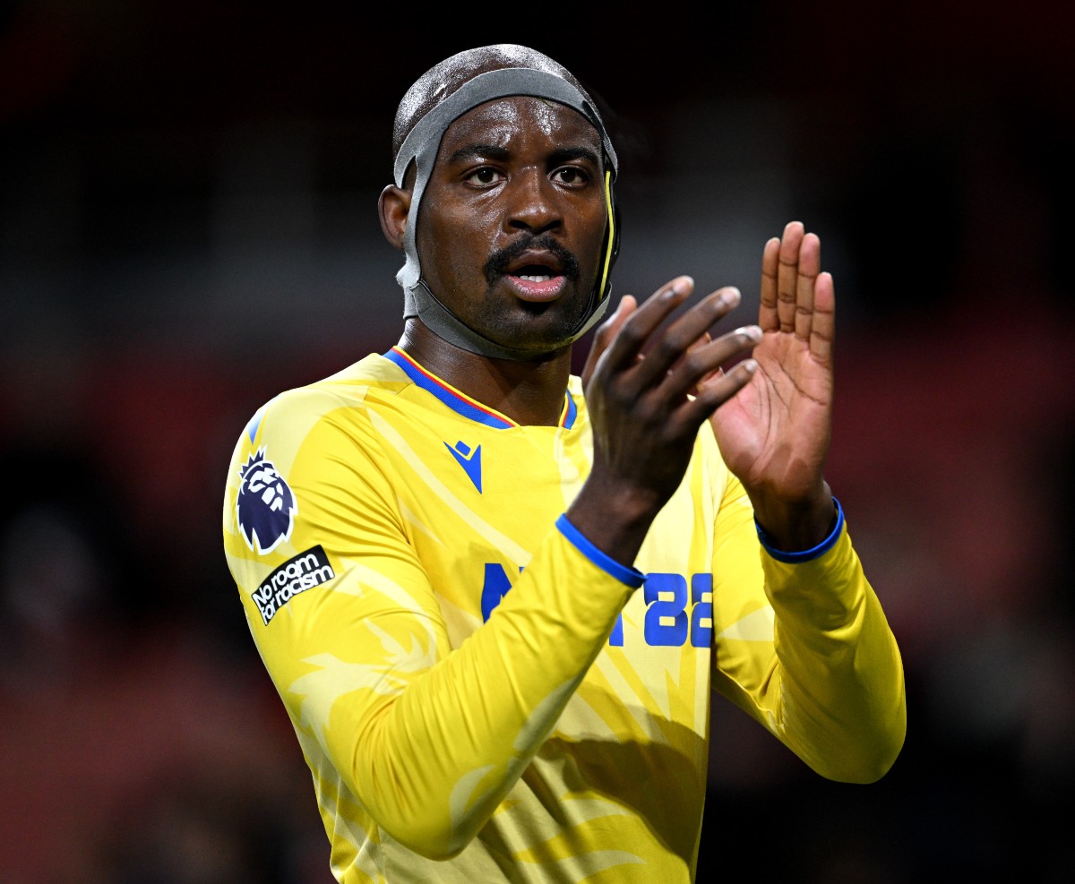 Jean-Philippe Mateta applauds the fans after scoring against Arsenal