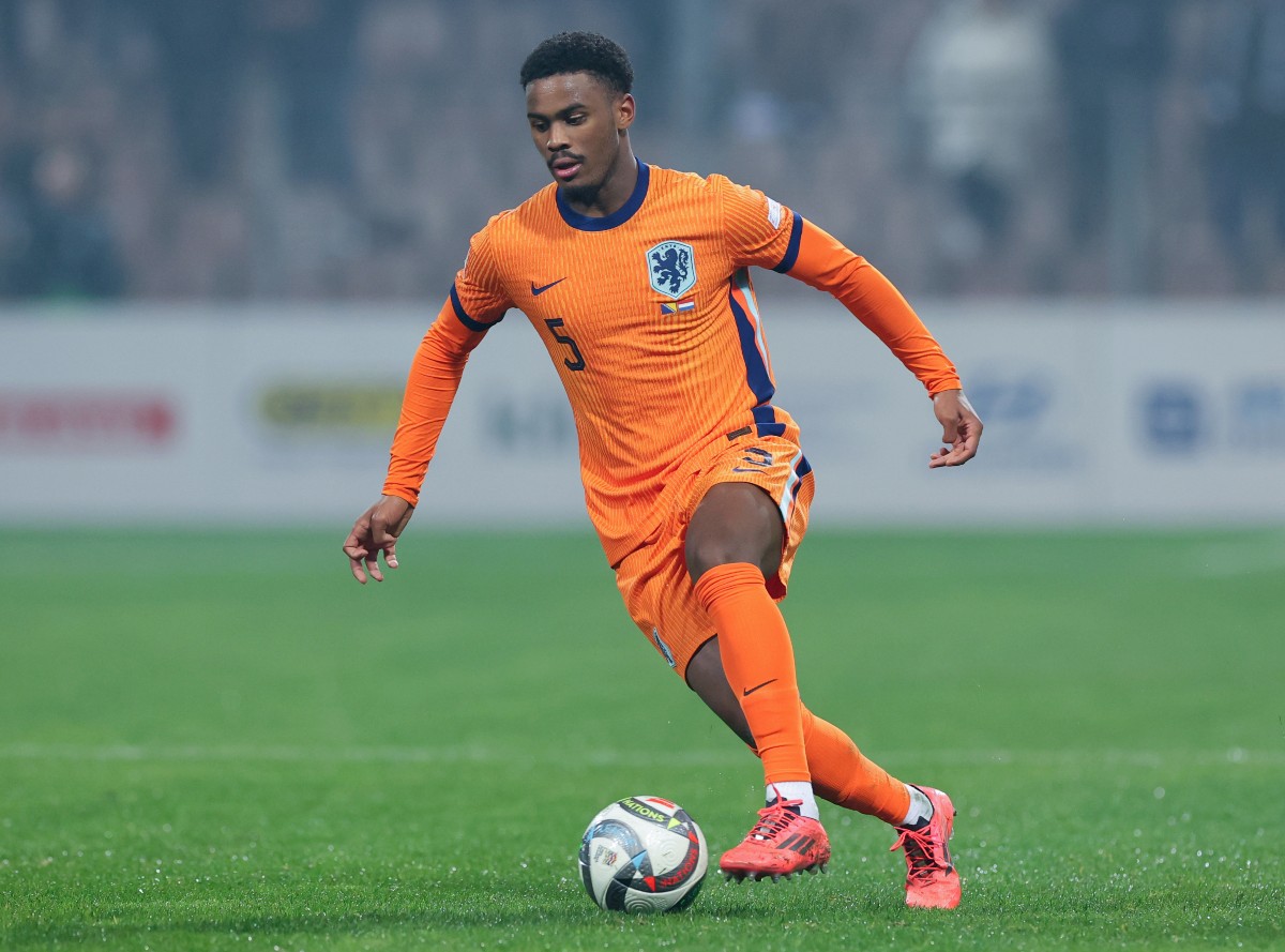 Jorrel Hato in action for the Netherlands