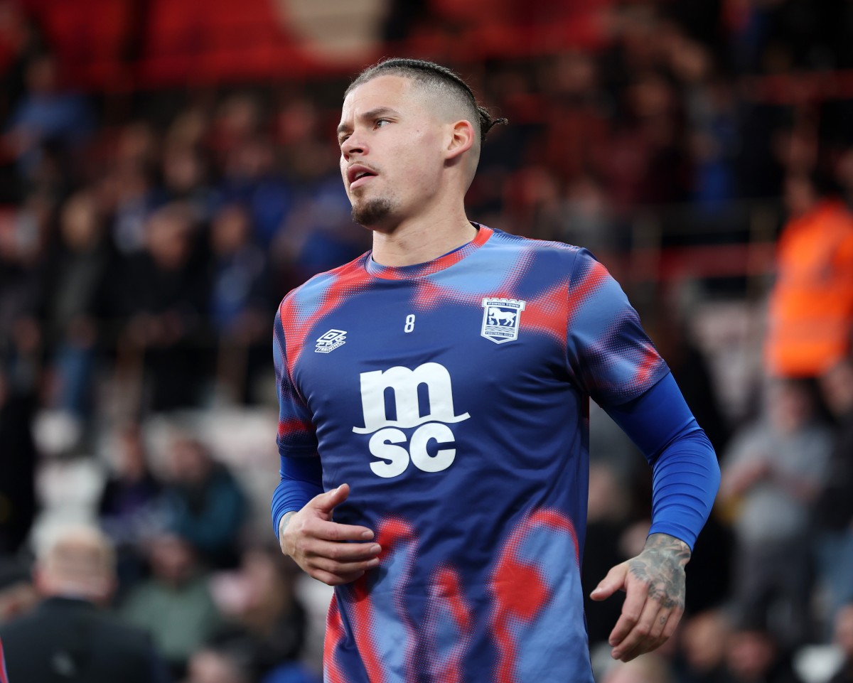 Kalvin Phillips warming up