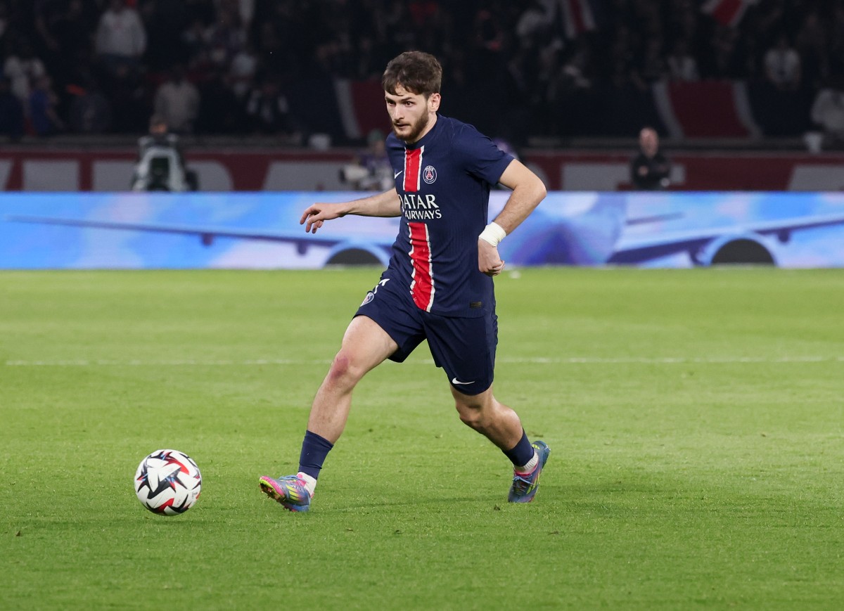 Khvicha Kvaratskhelia in action for PSG