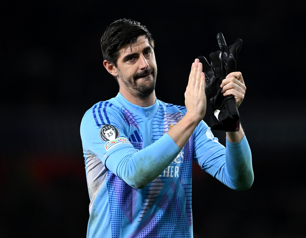 Thibaut Courtois elogiou os torcedores do Real Madrid após a derrota por 3 a 0 para o Arsenal, no Emirates Stadium.