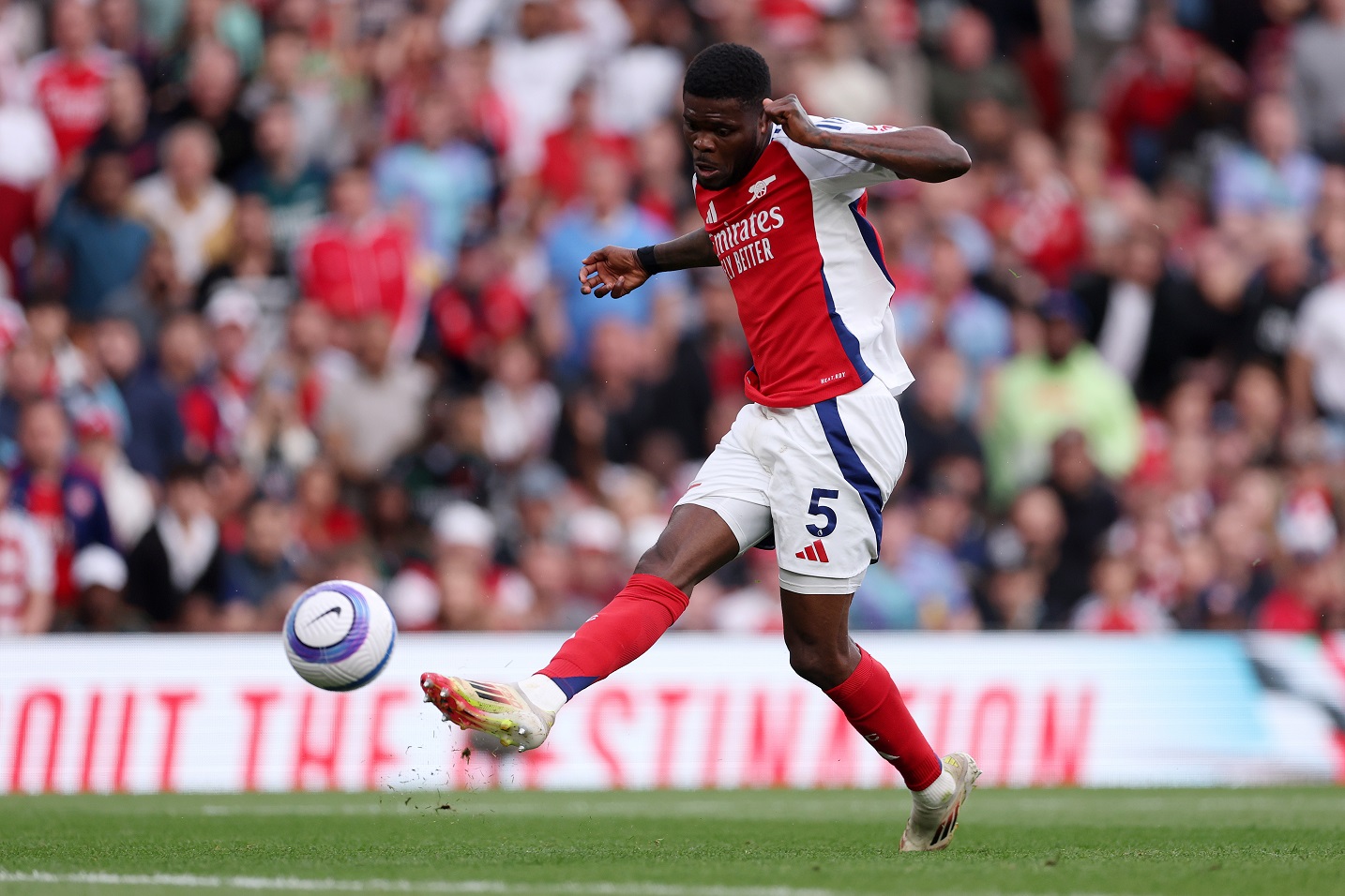 Thomas Partey in action for Arsenal