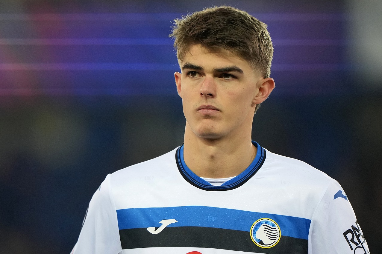 Charles De Ketelaere in action for Atalanta