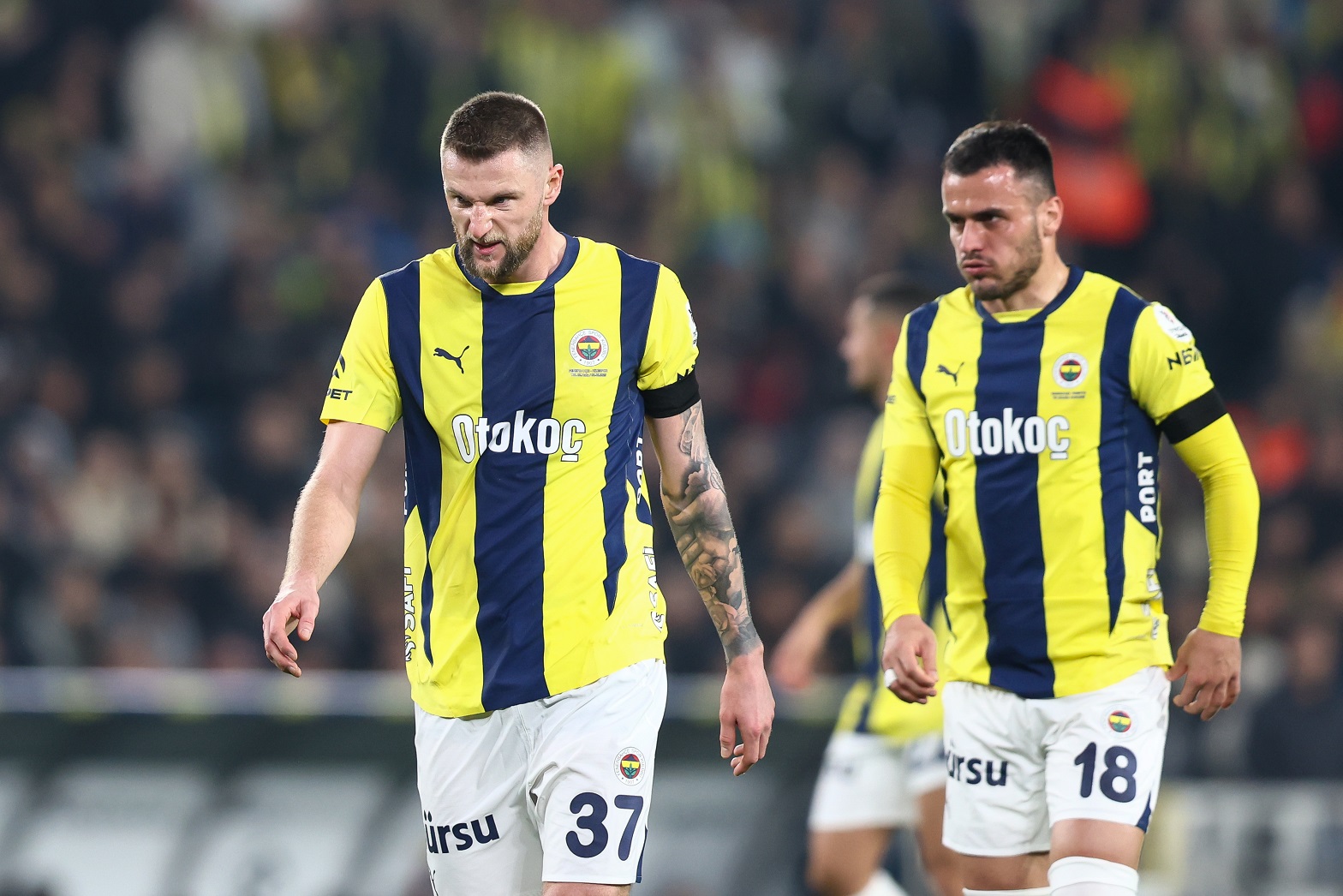 Milan Skriniar in action for Fenerbahce