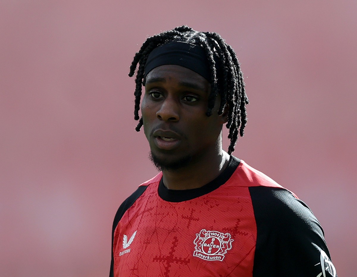 Bayer Leverkusen right-back Jeremie Frimpong in action