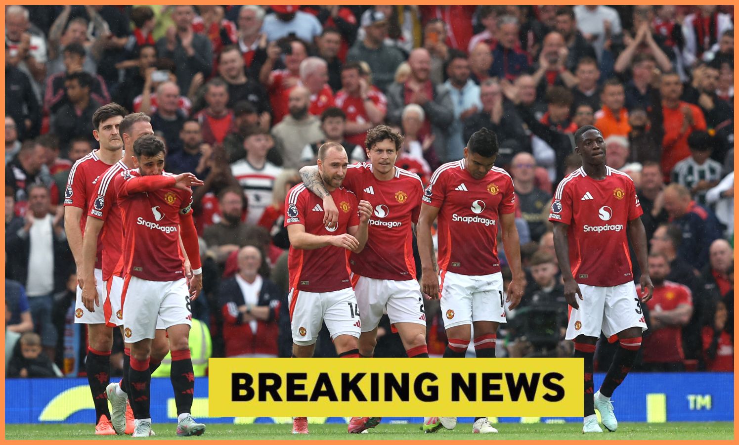 Bruno Fernandes with his Manchester United teammates