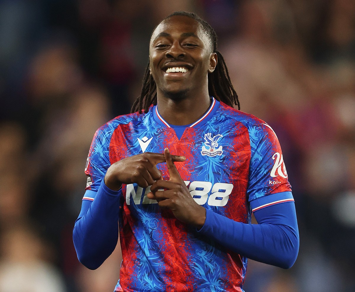 Eberechi Eze celebrates scoring for Crystal Palace against Wolves