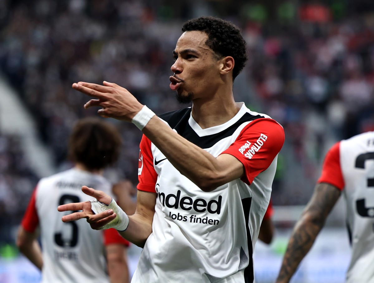 Hugo Ekitike celebrates a goal for Eintracht Frankfurt