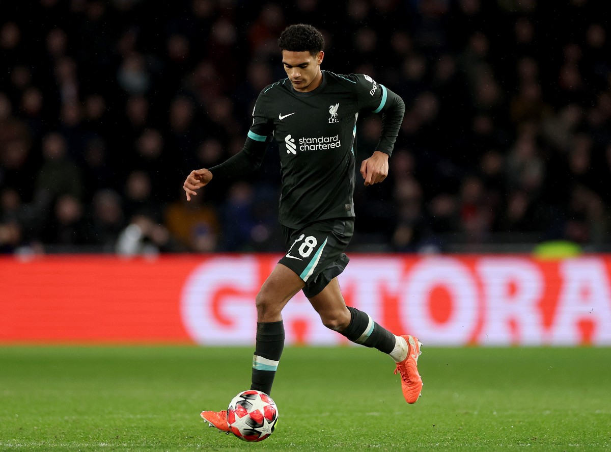 Jarell Quansah in action for Liverpool