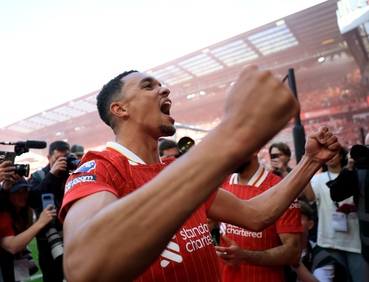 Trent Alexander-Arnold celebrates Liverpool's title victory