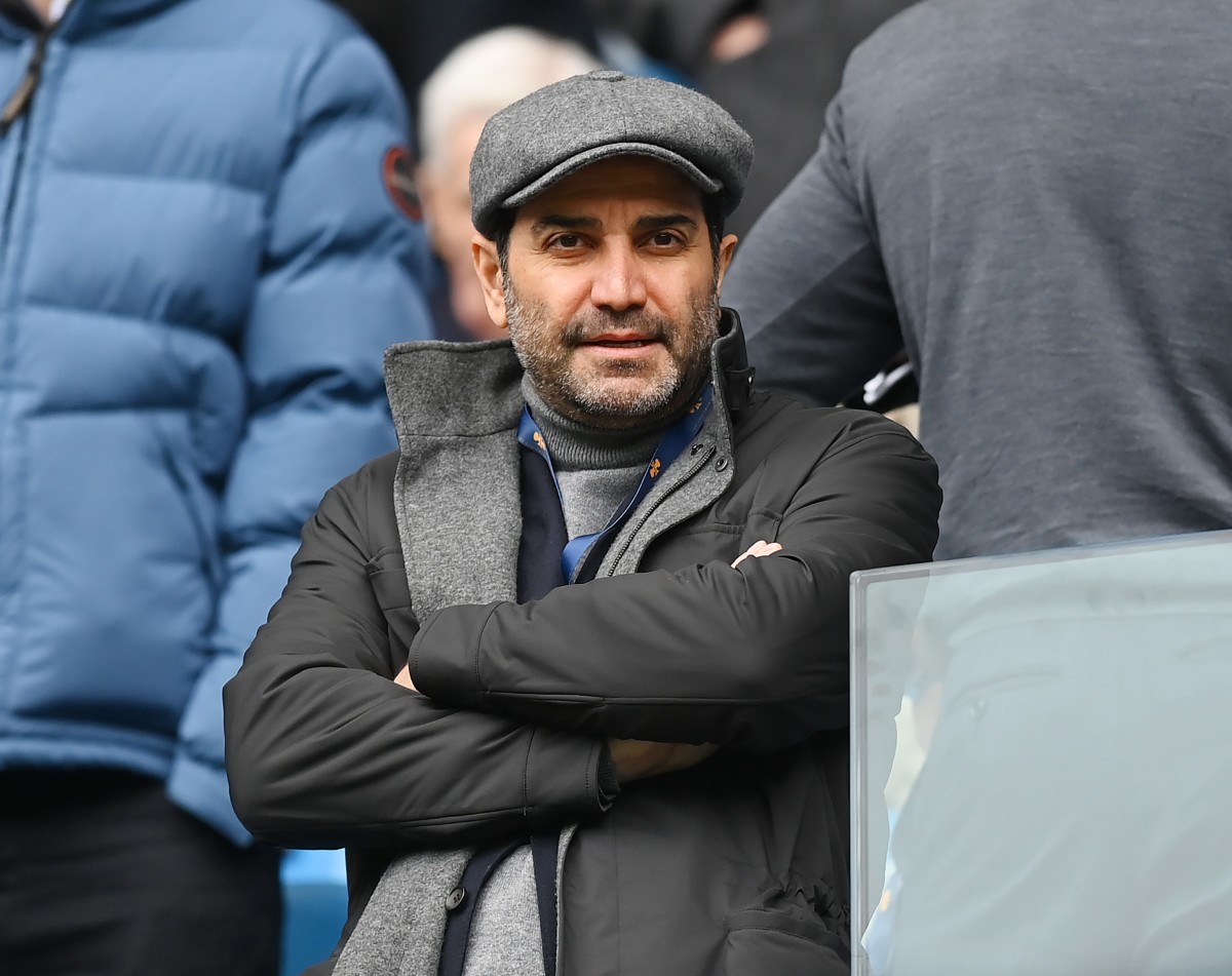 Yasir Al-Rumayyan watching a Newcastle game