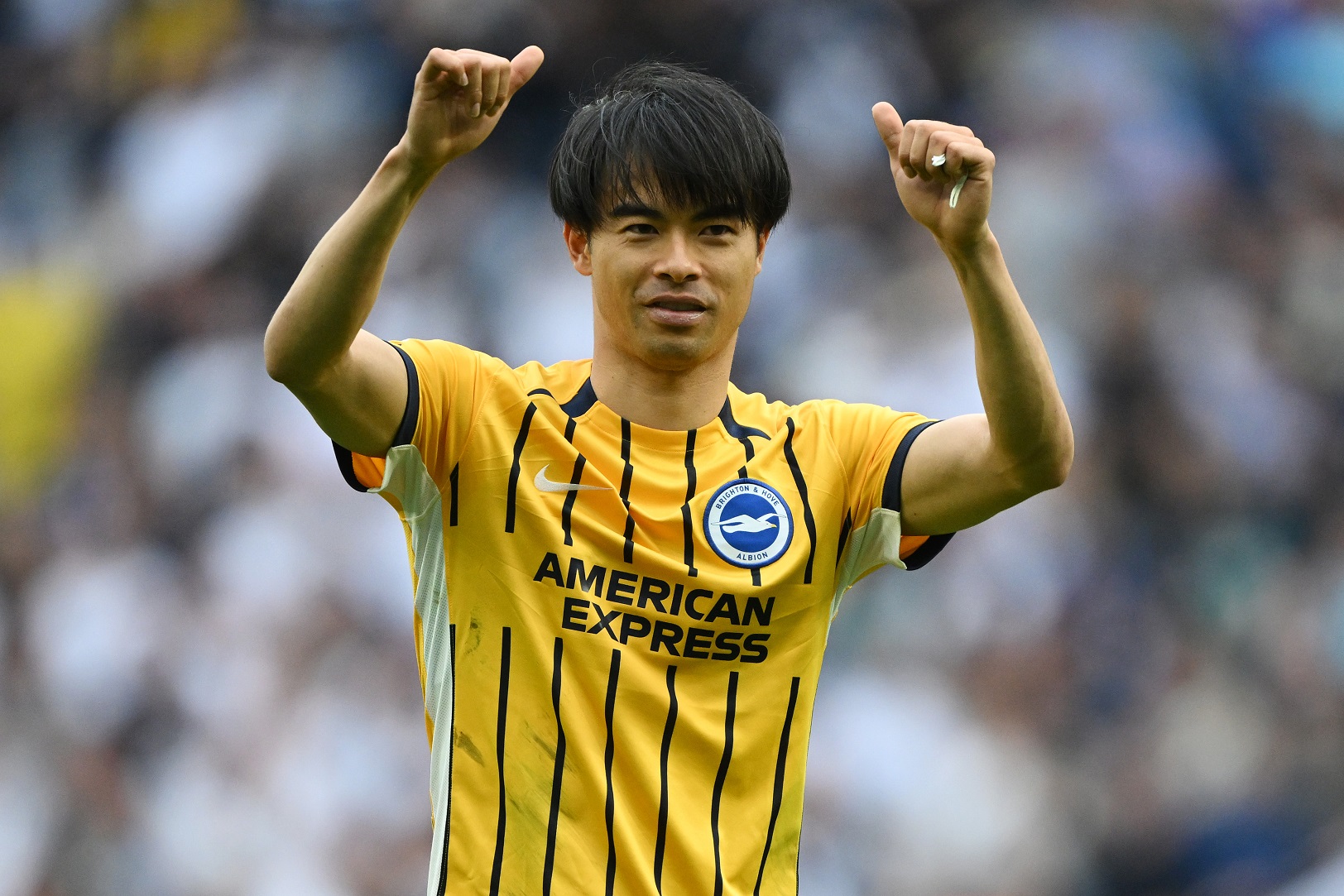 Kaoru Mitoma in action for Brighton