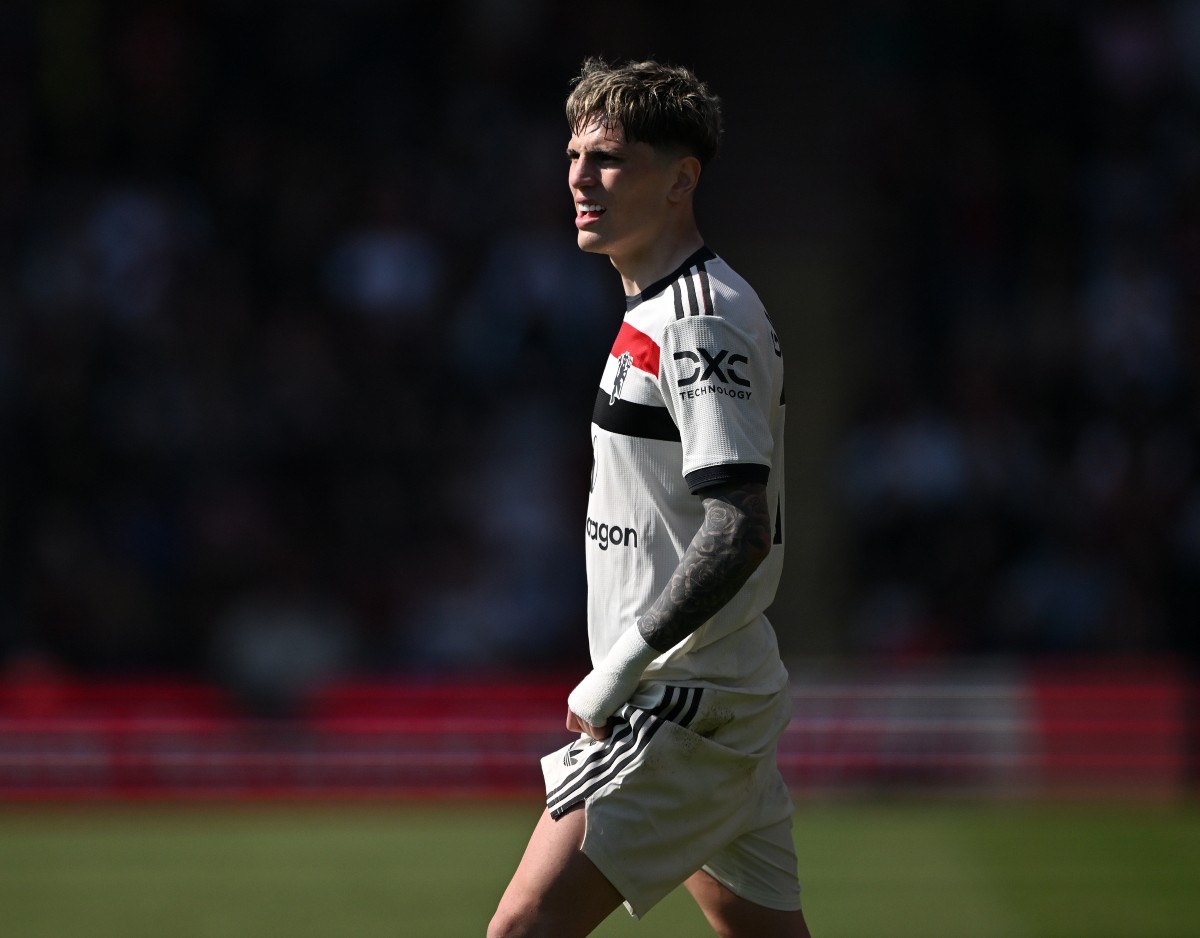 Alejandro Garnacho in action for Manchester United