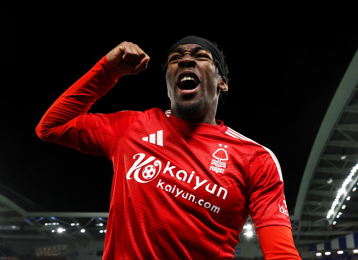 Anthony Elanga celebrates with Nottingham Forest