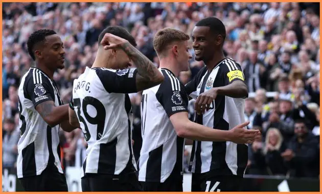 Alexander Isak in action for Newcastle United