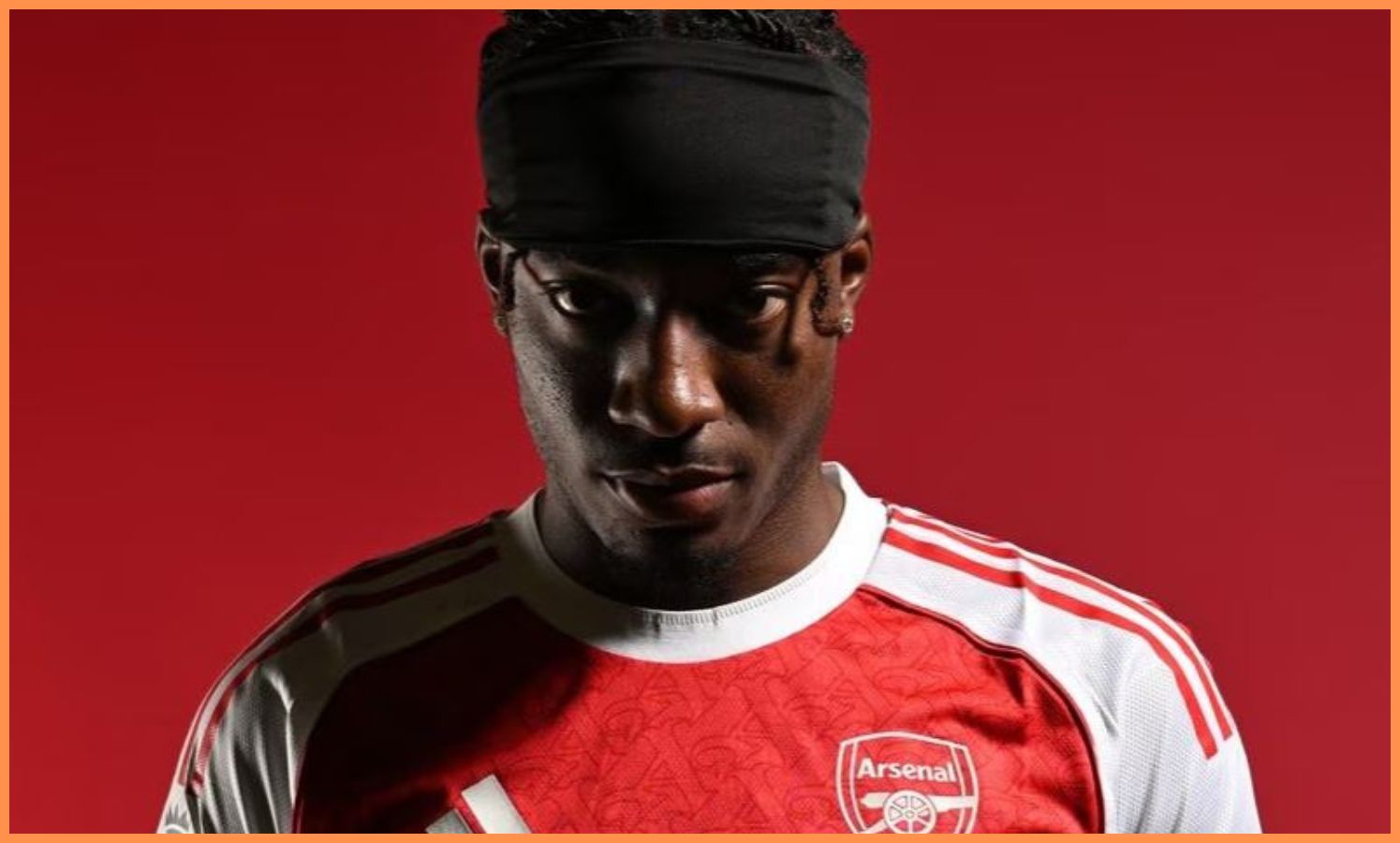 Noni Madueke in his official Arsenal photoshoot