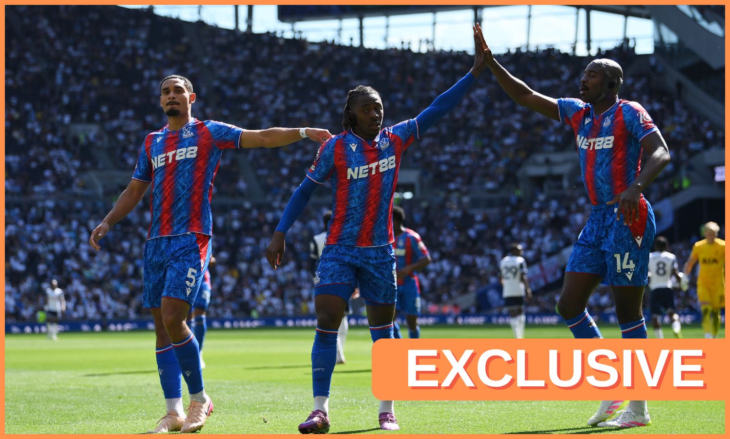 Eberechi Eze celebrates with his Crystal Palace teammates