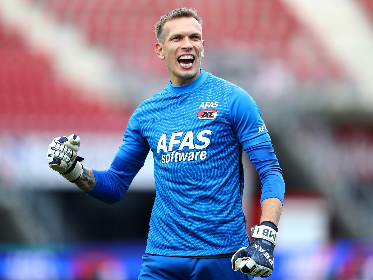 Marco Bizot celebrates