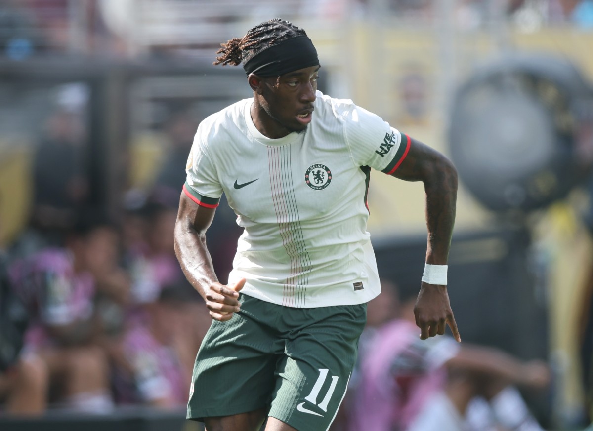 Noni Madueke in action for Chelsea against Fluminense at the Club World Cup