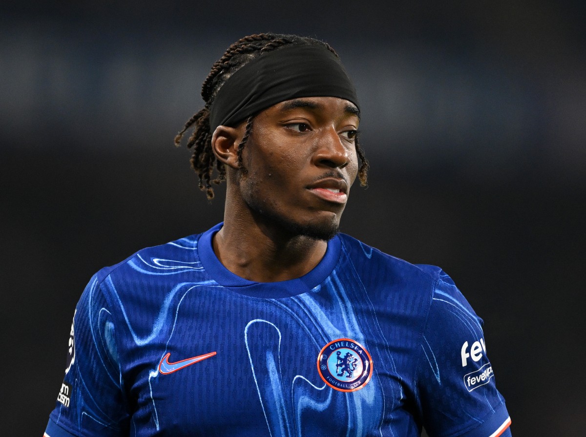 Noni Madueke of Chelsea in action
