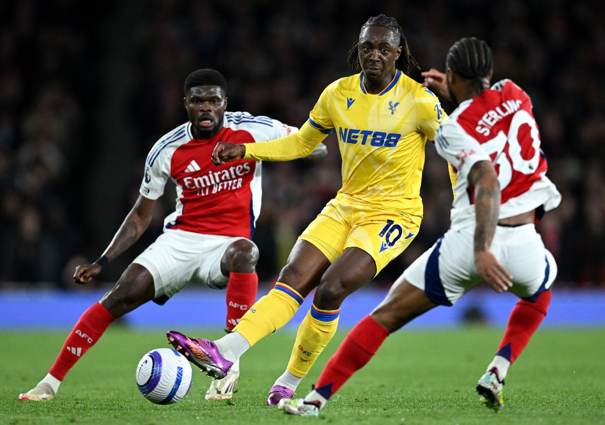 Eberechi Eze in action vs Arsenal last season