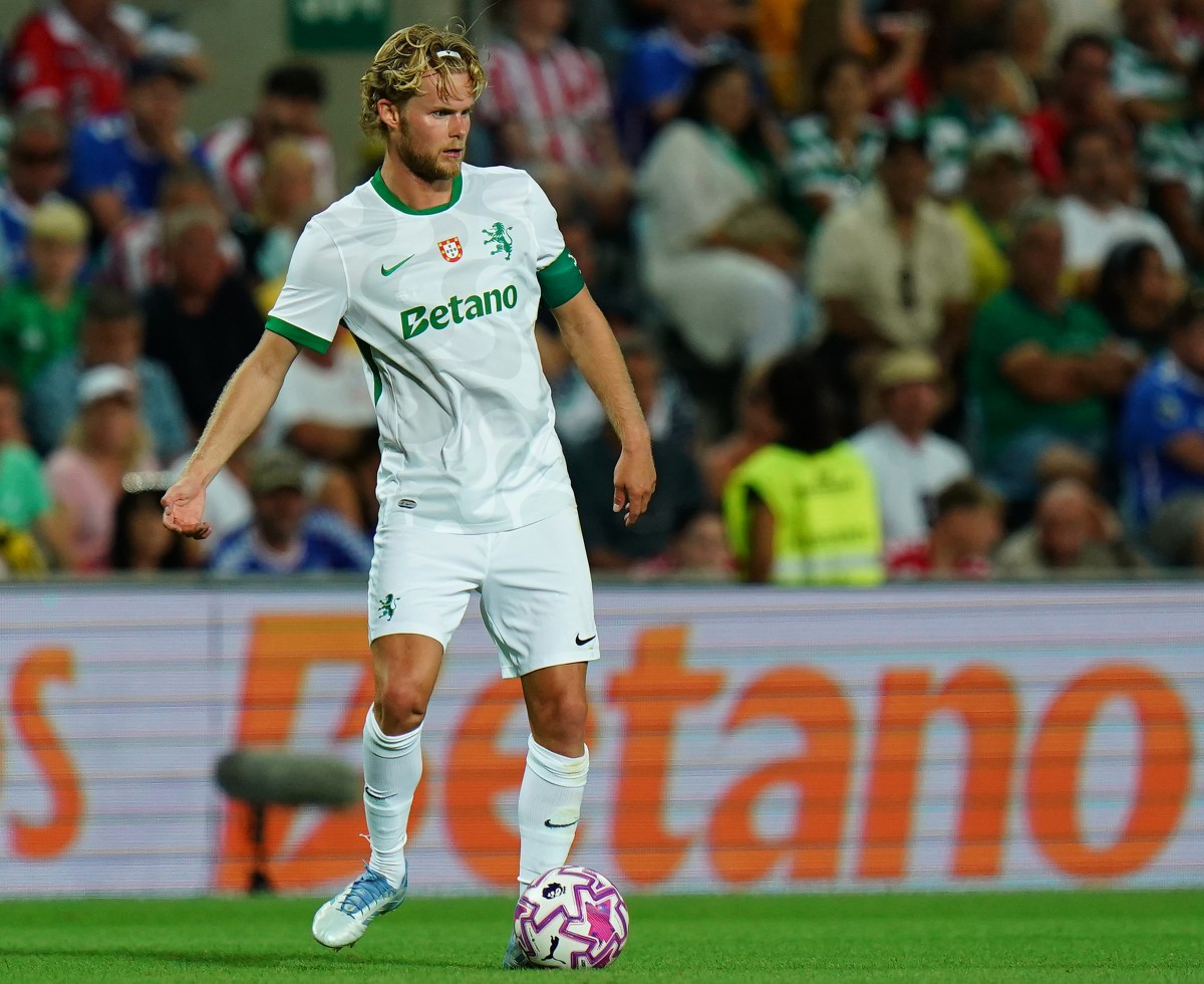 Morten Hjulmand in action for Sporting in pre-season
