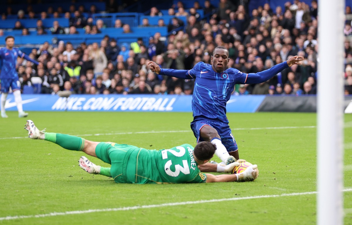 Nicolas Jackson in action for Chelsea against Aston Villa last season