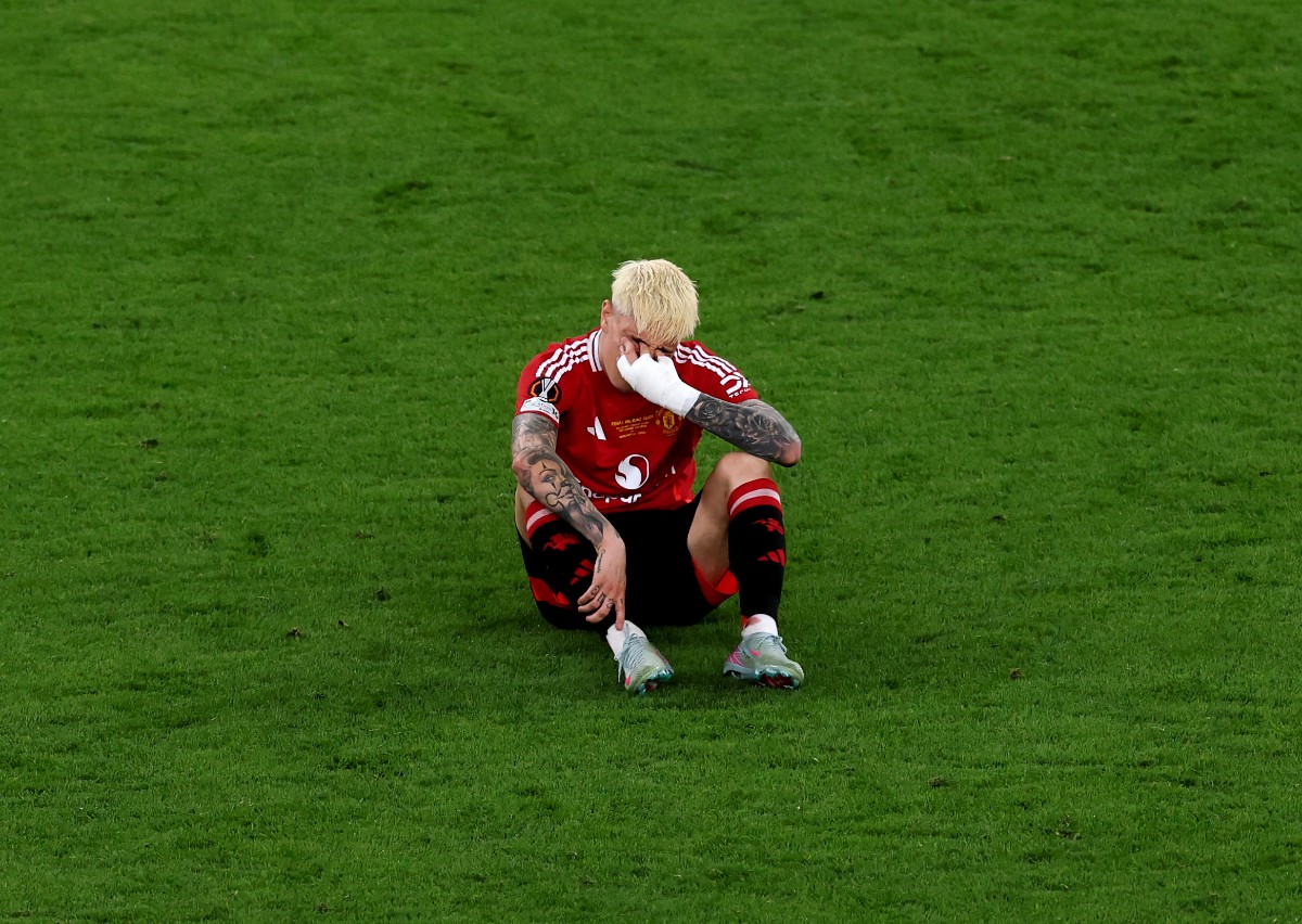 Alejandro Garnacho reacts after Man United's Europa League final defeat to Tottenham