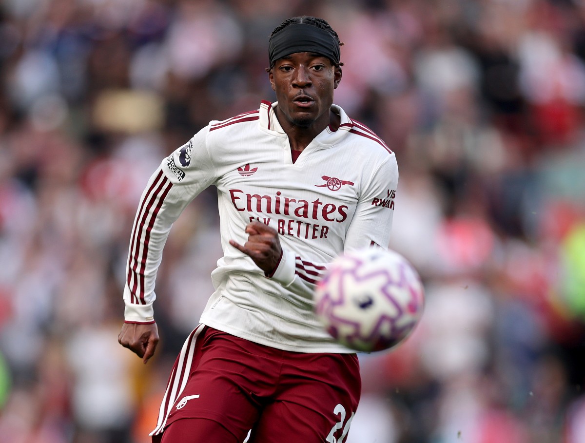 Noni Madueke in action for Arsenal against Liverpool