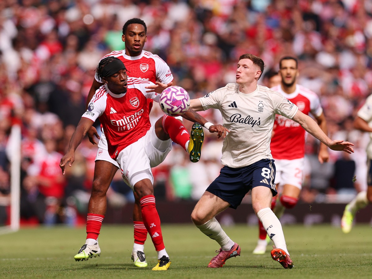 Noni Madueke in action for Arsenal against Nottingham Forest