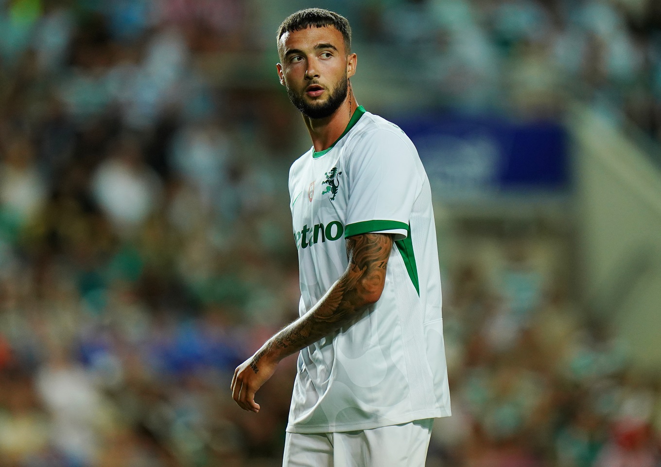 Zeno Debast of Sporting CP during a Pre-Season Friendly match