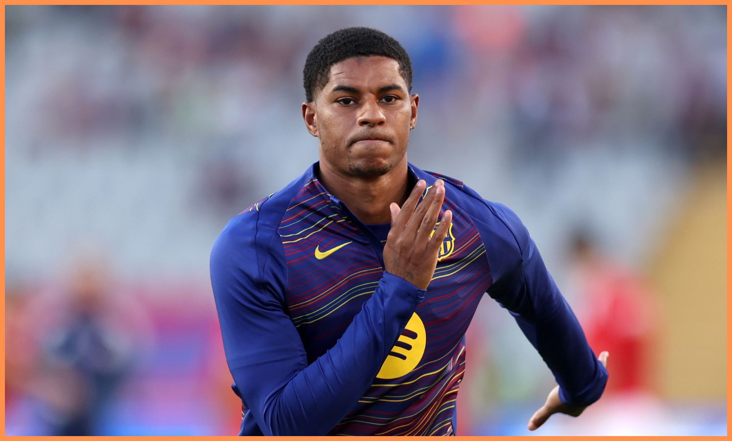 Marcus Rashford warming up for Barcelona