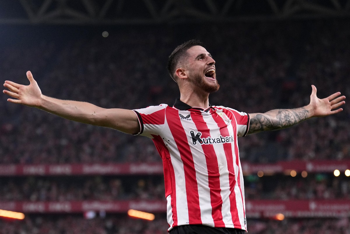 Oihan Sancet celebrates a goal for Athletic Bilbao