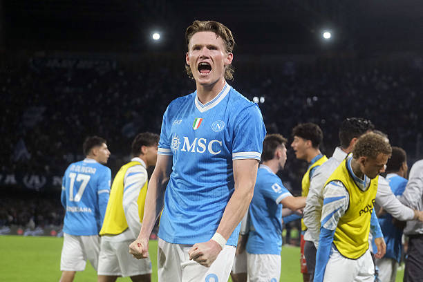 Scott McTominay of SSC Napoli celebrates