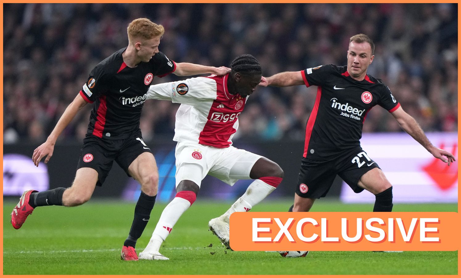 Jorthy Mokio in action for Ajax