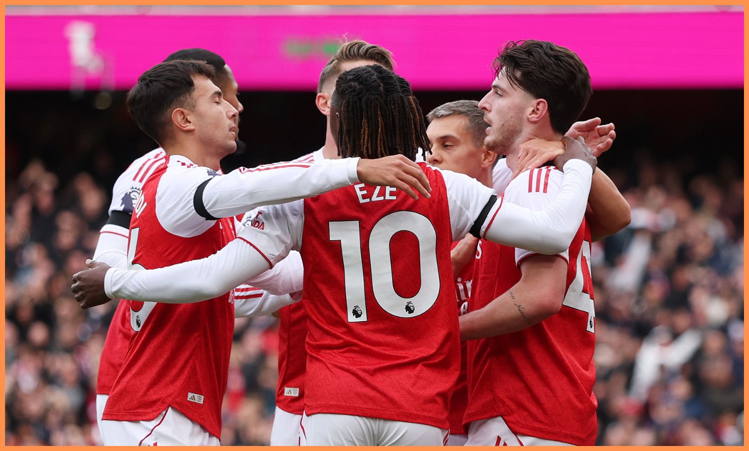 Declan Rice celebrates with his Arsenal teammates
