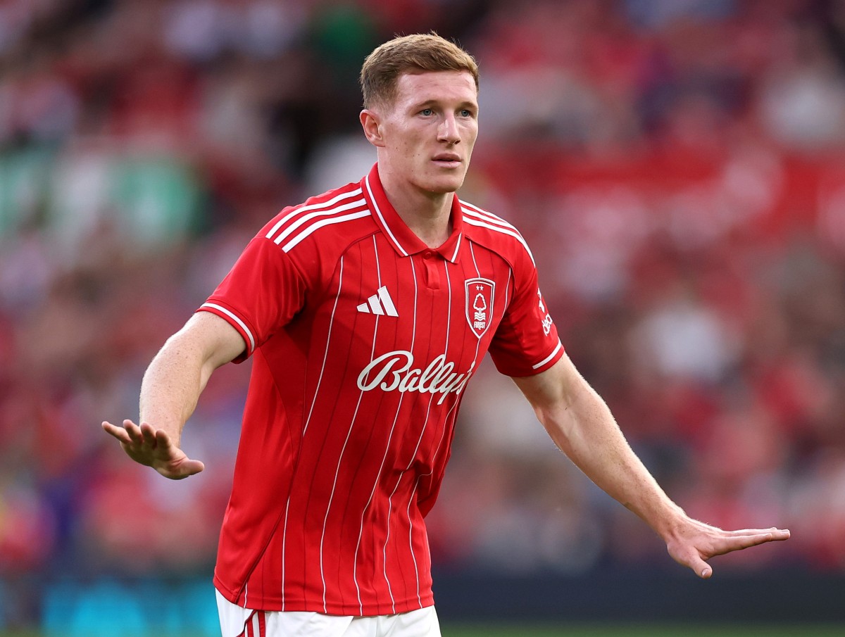 Elliot Anderson in action for Nottingham Forest in pre-season