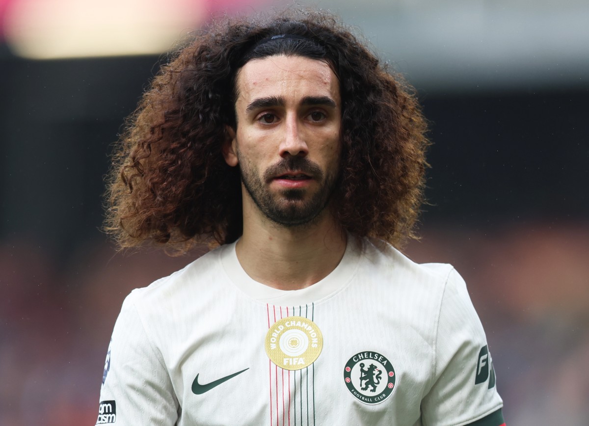 Marc Cucurella in action for Chelsea against Burnley