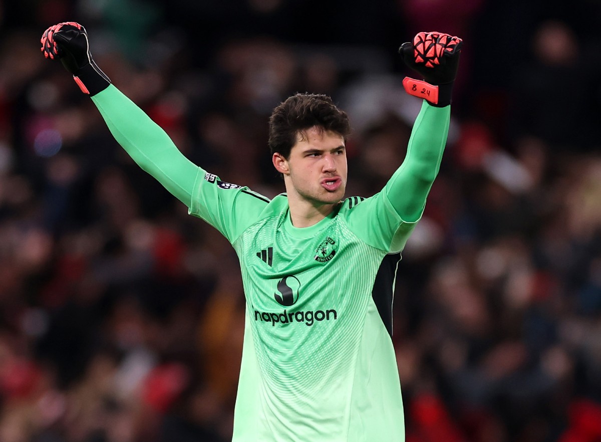 Senne Lammens celebrates Manchester United's win over Newcastle