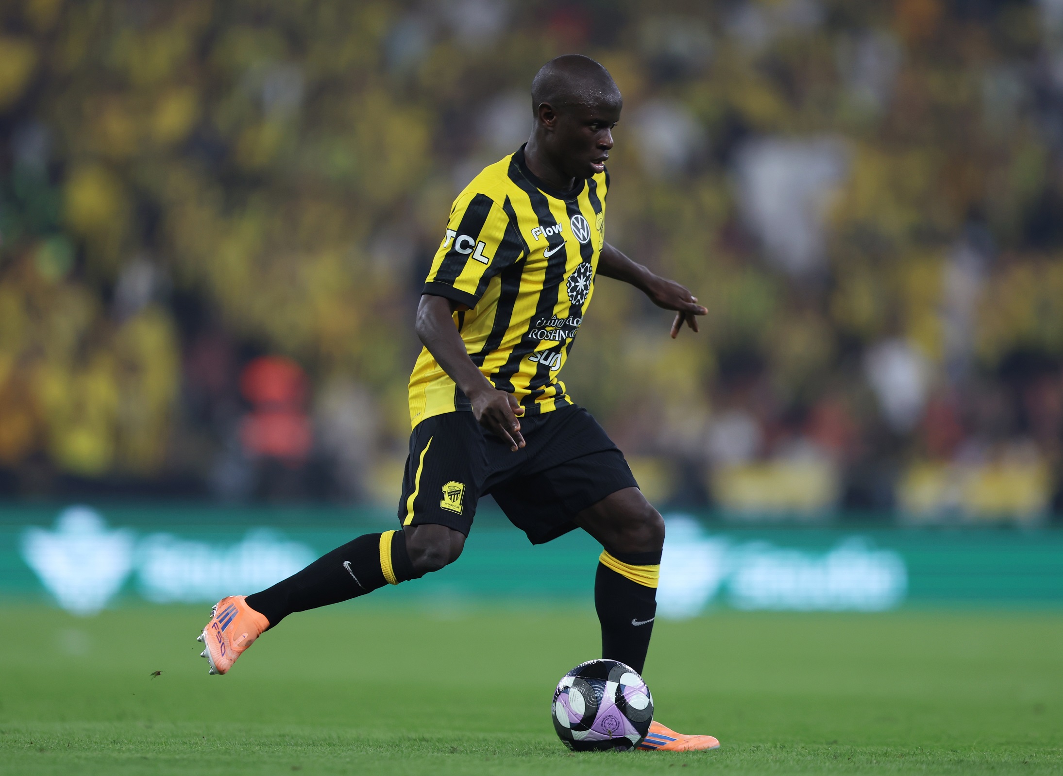N'Golo Kanté controls the ball