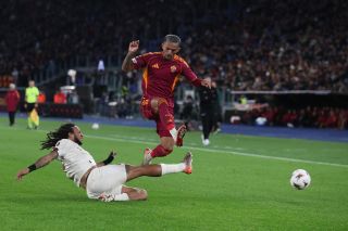 Manchester United keen on signing Roma star Wesley Manchester United keen on signing Roma star Wesley
