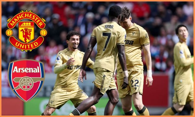 Ismaila Sarr celebrates with his Crystal Palace teammates